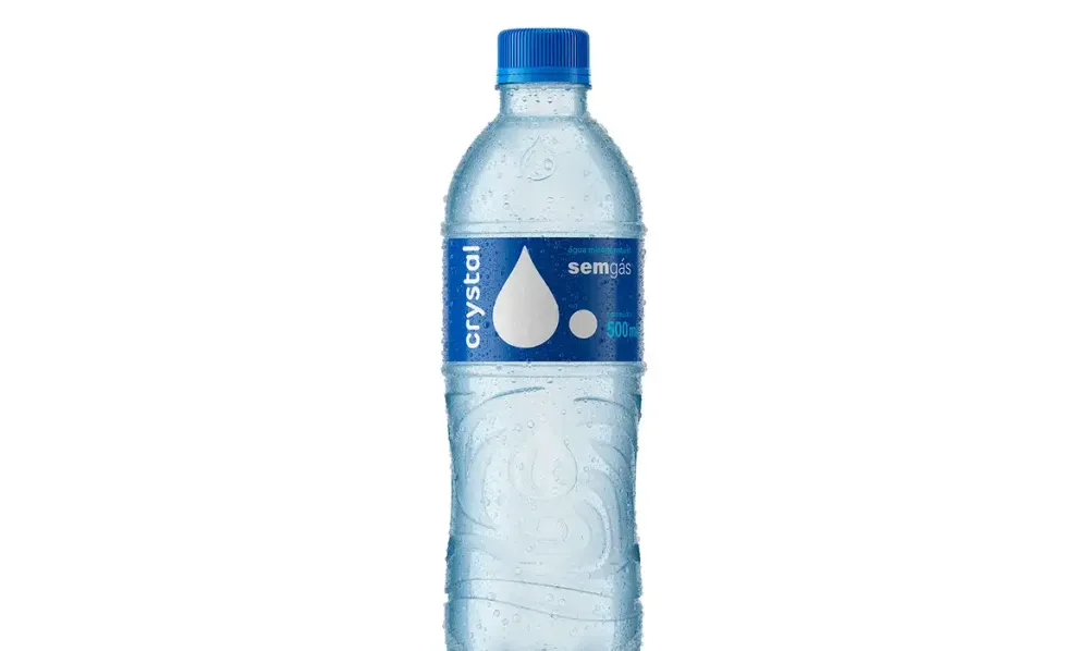  Água Crystal produzida em Luziânia é recolhida após identificação de bactéria